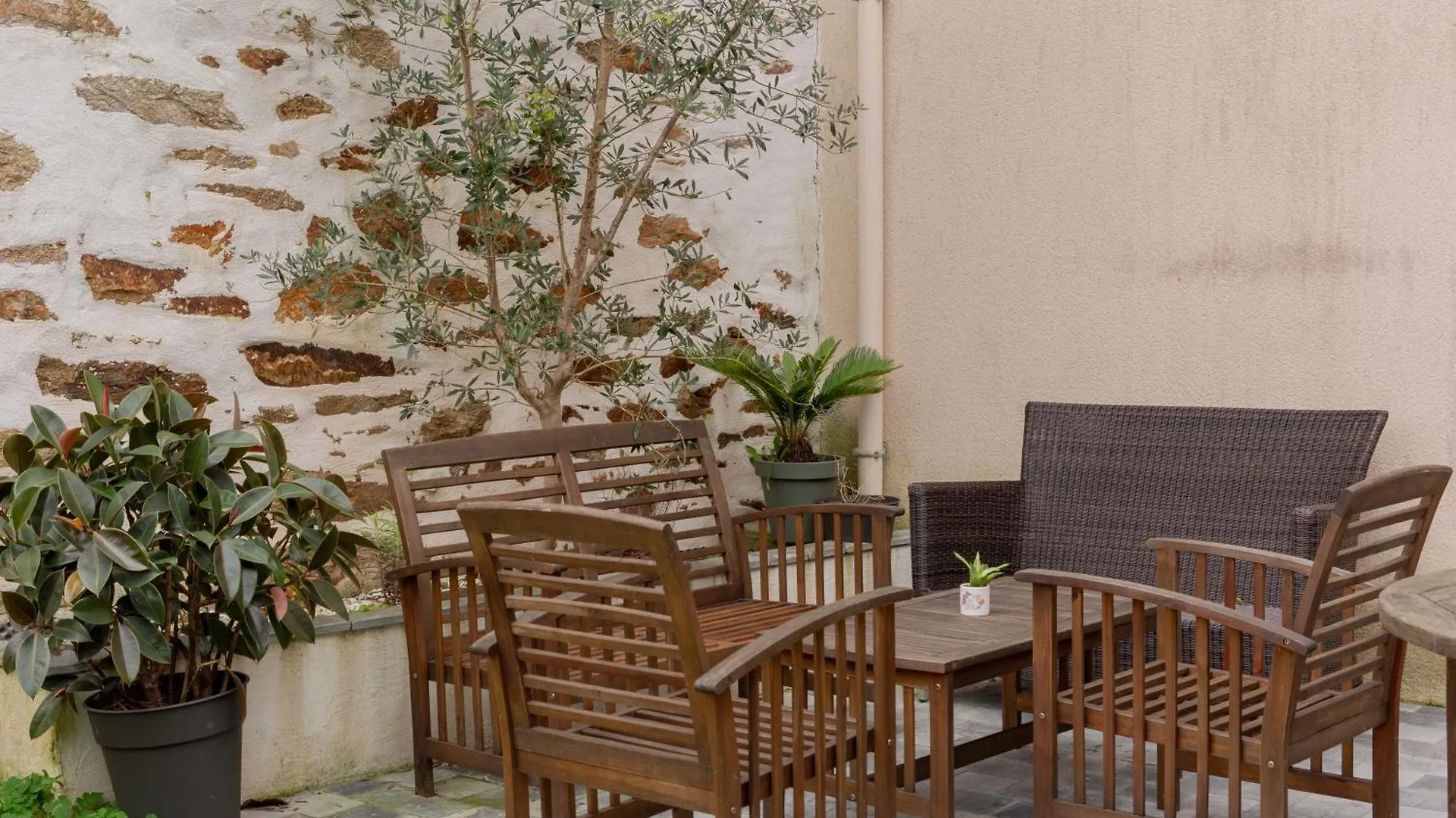 Delalauret Apartment - Vannes Centre France